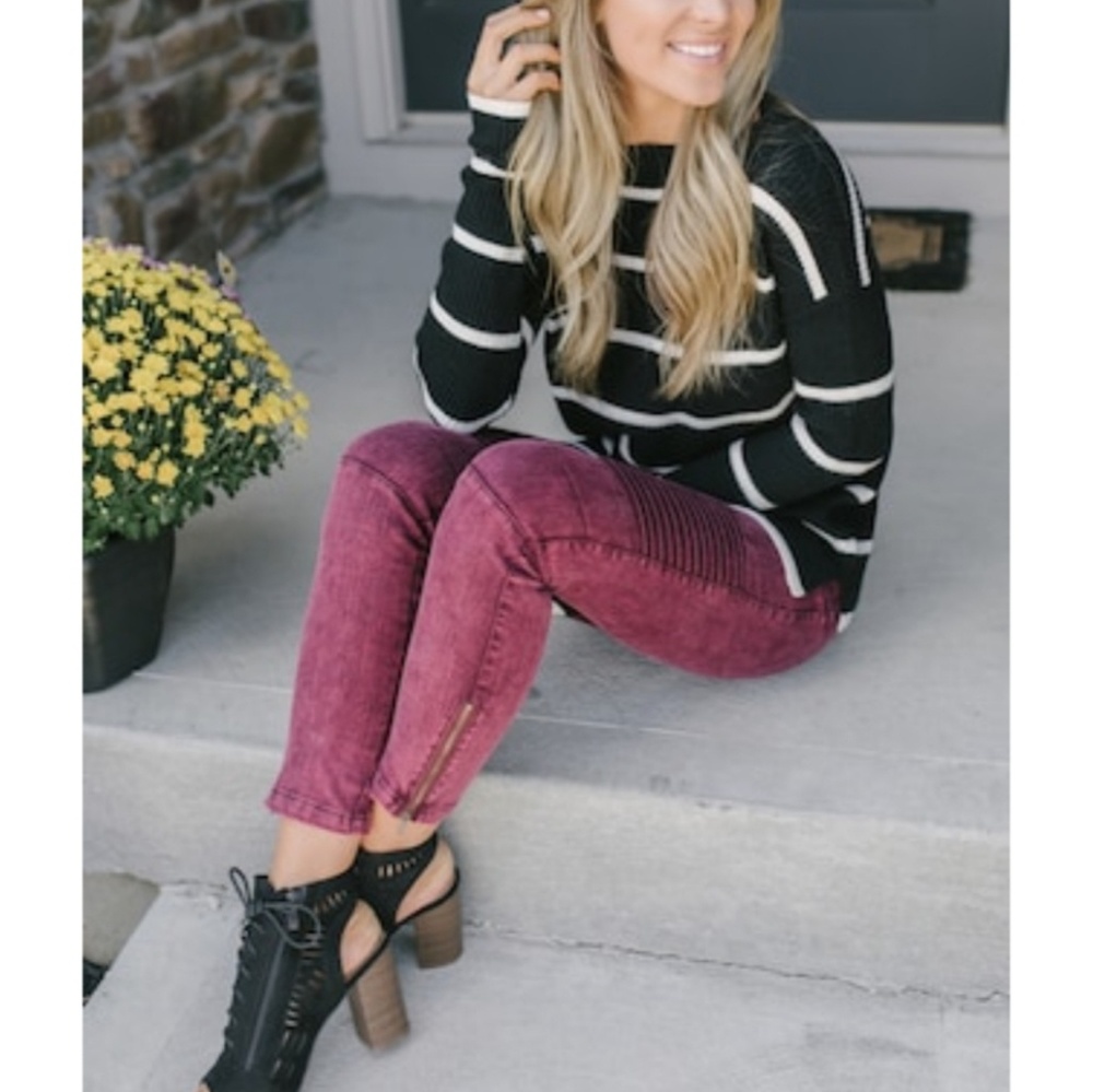 Vintage Wash Moto Pleated Zip Skinny Jeans